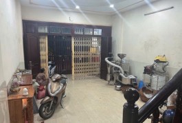 Bán Nhà Mặt Tiền 12,6 Tỷ, 4 Tầng-100m2 -Đường 297-Phước Long B-Quận 9